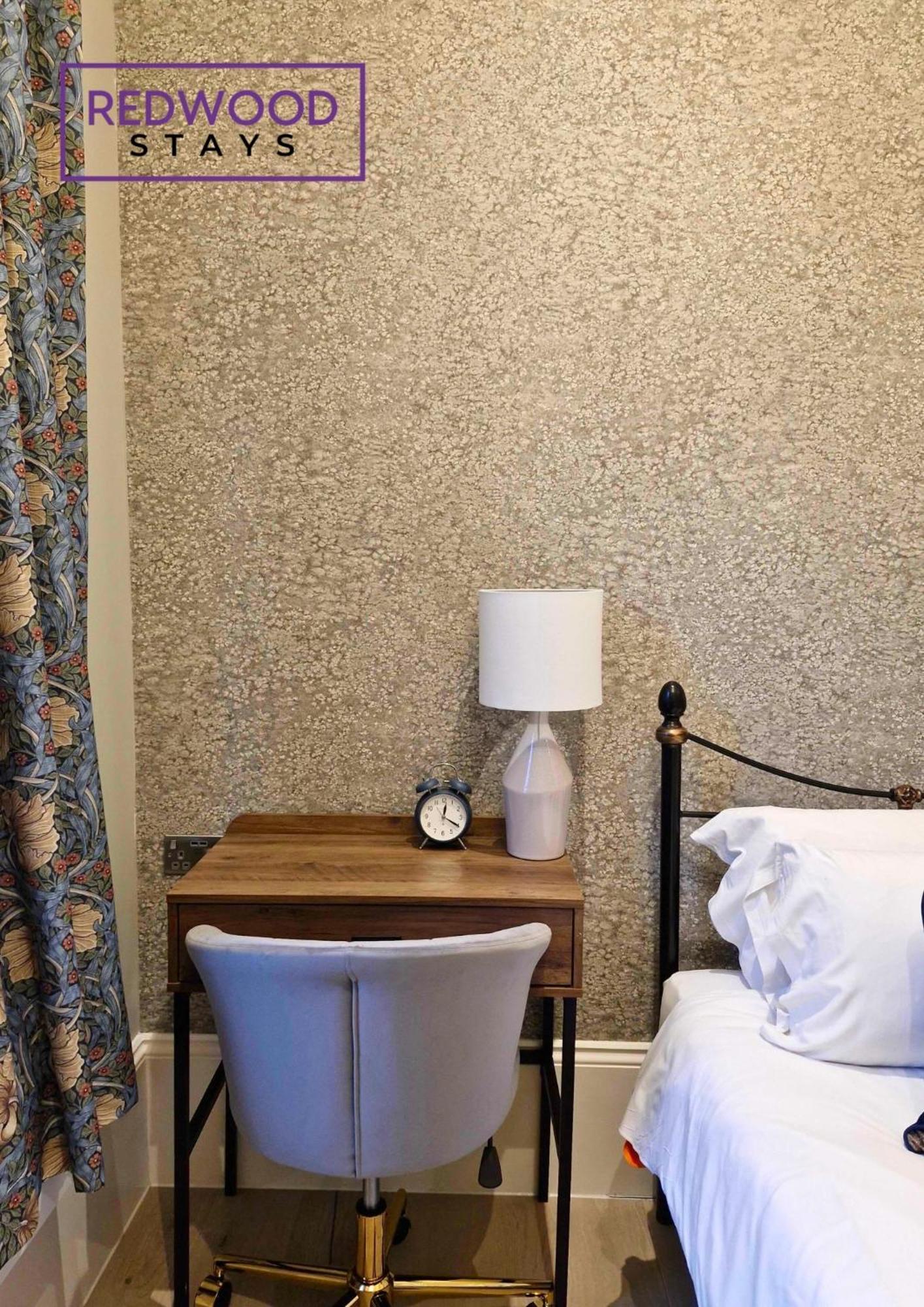 Apartment Quality 2 Bed 1 Bath For Contractors By Redwood Reading