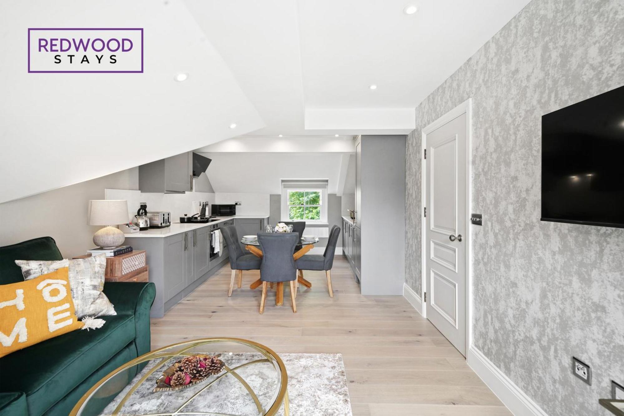 Quality 2 Bed 1 Bath For Contractors By Redwood Apartment *