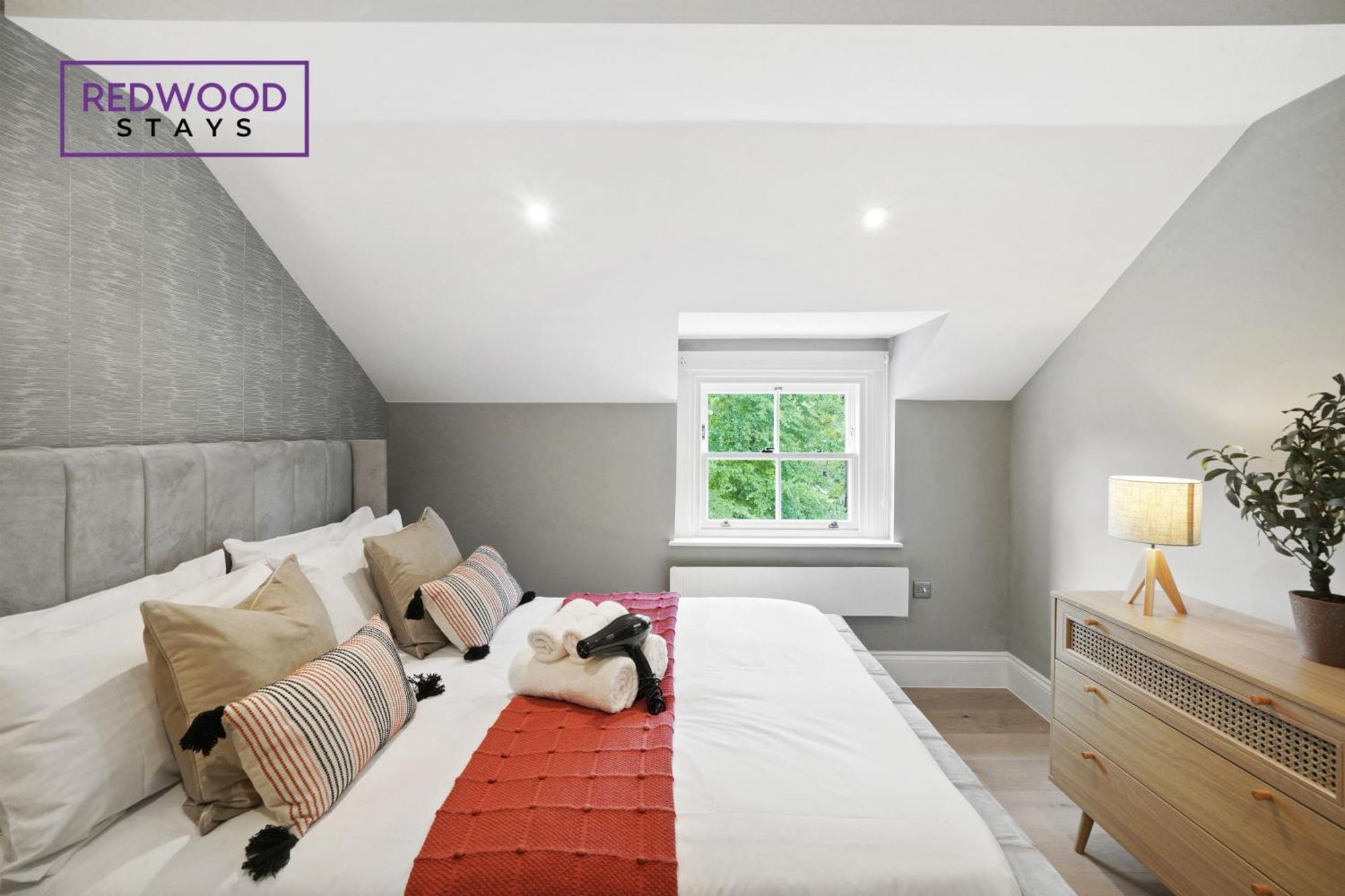 Quality 2 Bed 1 Bath For Contractors By Redwood