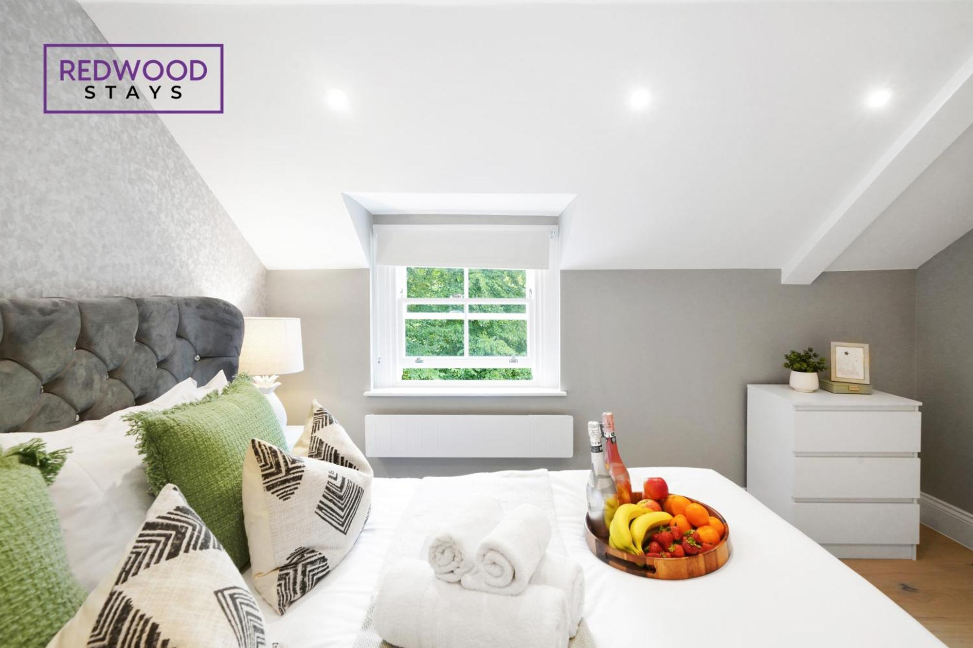 Quality 2 Bed 1 Bath For Contractors By Redwood Reading